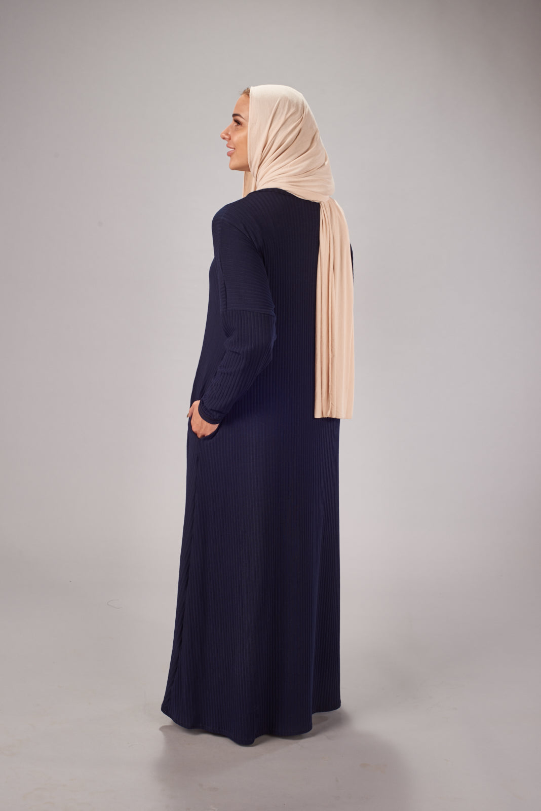 Asah Maroon/Navy Ribbed Abaya
